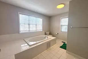 18 Seminole Ct, Monroe Township, NJ 08831 - Photo 29