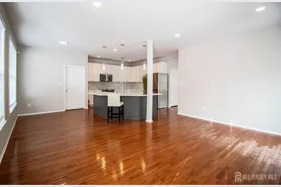 18 Seminole Court, Monroe Township, NJ 08831 - Photo 9