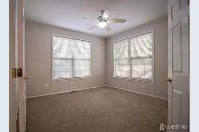 18 Seminole Court, Monroe Township, NJ 08831 - Photo 17