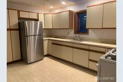 11 S Pelham Ave Avenue, Edison, NJ 08817 - Photo 5