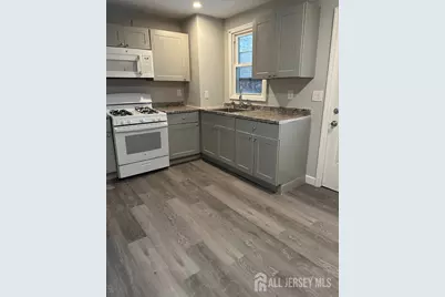 690 State Street, Perth Amboy, NJ 08861 - Photo 3