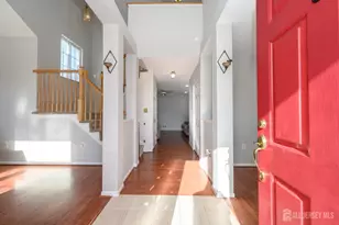 5 Cherrywood Dr, Piscataway Township, NJ 08854 - Photo 3