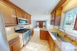 9 Black Oak Ln, Old Bridge Township, NJ 08857 - Photo 3