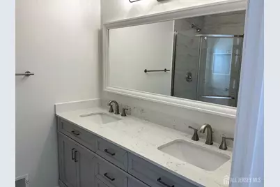 246 Hyde Park Road, Franklin Township, NJ 08873 - Photo 17