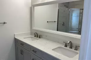 246 Hyde Park Rd, Franklin Township, NJ 08873 - Photo 17