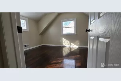 22 Robin Place, Sayreville, NJ 08859 - Photo 7