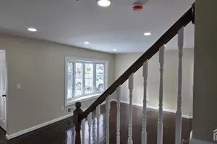 22 Robin Pl, Sayreville, NJ 08859 - Photo 9