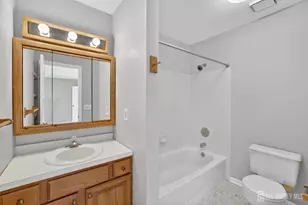 41 Van Pelt Ct, East Brunswick Township, NJ 08816 - Photo 9