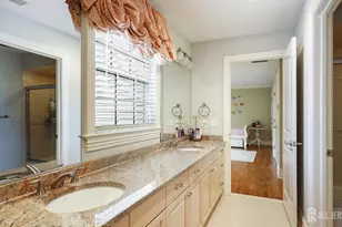 1 Hayduk Dr, Edison, NJ 08820 - Photo 35