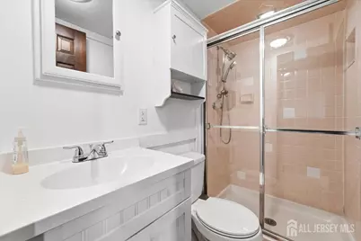 18 Irongate, Metuchen, NJ 08840 - Photo 17