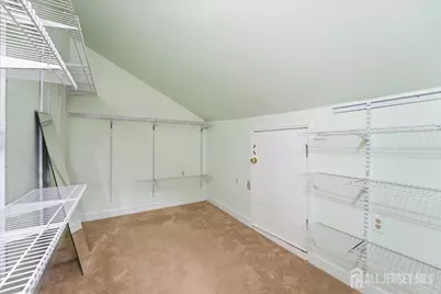 18 Irongate, Metuchen, NJ 08840 - Photo 11