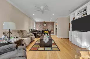22 Franklin Pl, Morristown, NJ 07960 - Photo 9