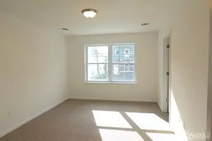 381-A Highland St, South Amboy, NJ 08879 - Photo 11