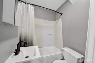 194 High St, Perth Amboy, NJ 08861 - Photo 3