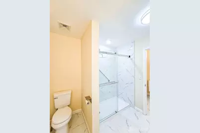 220-C Manchester Lane, Monroe Township, NJ 08831 - Photo 17