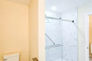 220C Manchester Ln, Monroe Township, NJ 08831 - Photo 17