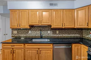 99 Thoreau Dr, Plainsboro Township, NJ 08536 - Photo 23