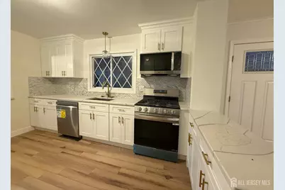 126 N Lakeside Drive, Piscataway Township, NJ 08854 - Photo 3