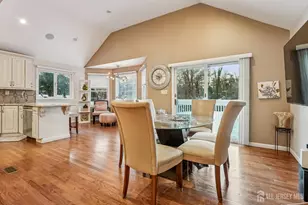 42 Colburn Rd, East Brunswick Township, NJ 08816 - Photo 9