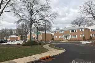 161 Evergreen Rd, Edison, NJ 08837 - Photo 1