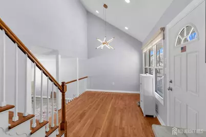 160 Brown Avenue, Woodbridge Township, NJ 08830 - Photo 3