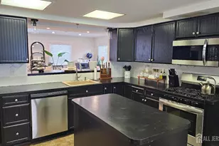 10 Darrow Ct, South Brunswick Township, NJ 08824 - Photo 7