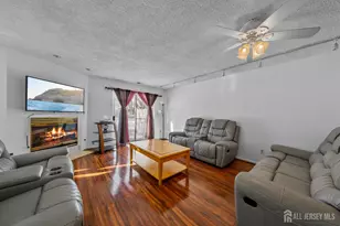 99 Woodmere Dr, Sayreville, NJ 08859 - Photo 9