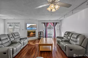 99 Woodmere Dr, Sayreville, NJ 08859 - Photo 5