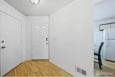 99 Woodmere Drive, Sayreville, NJ 08859 - Photo 17