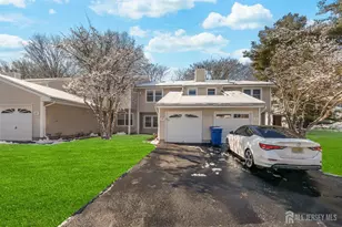 99 Woodmere Dr, Sayreville, NJ 08859 - Photo 39