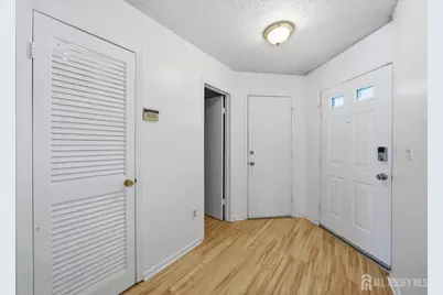 99 Woodmere Drive, Sayreville, NJ 08859 - Photo 7