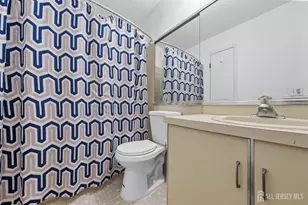 99 Woodmere Dr, Sayreville, NJ 08859 - Photo 35