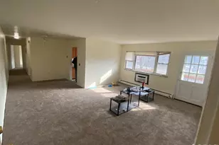 55 Gill Ln, Iselin, NJ 08830 - Photo 9