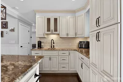 47 E Sedgwick Street, Monroe Township, NJ 08831 - Photo 3