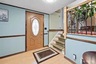 21 McGinnis Rd, Edison, NJ 08817 - Photo 15