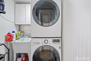 21 McGinnis Rd, Edison, NJ 08817 - Photo 23