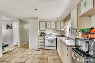 139 Village Dr W, Spotswood, NJ 08884 - Photo 11