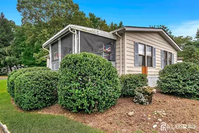 139 Village Drive W, Spotswood, NJ 08884 - Photo 5