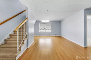 108 Prestwick Way, Edison, NJ 08820 - Photo 5