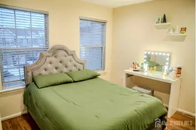 7 Leshyk Drive, Sayreville, NJ 08859 - Photo 13