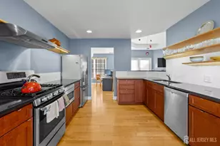 47 Hedge Row Rd, Plainsboro Township, NJ 08540 - Photo 3