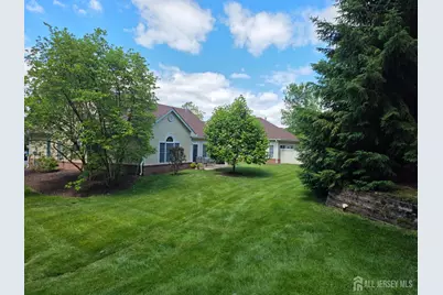47 Hedge Row Road, Plainsboro Township, NJ 08540 - Photo 15
