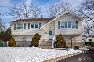 10 Lapa Ct, Sayreville, NJ 08859 - Photo 1