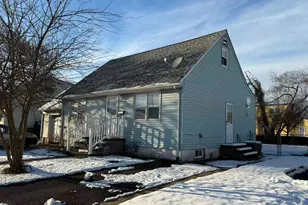 11 S Pelham Ave, Edison, NJ 08344 - Photo 3