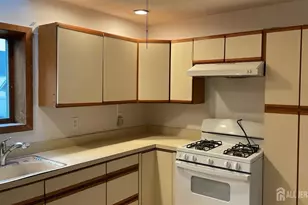 11 S Pelham Ave, Edison, NJ 08344 - Photo 5