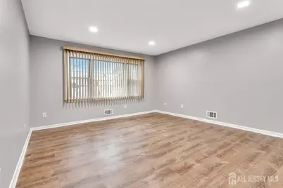 118 Arlington Avenue, South Plainfield, NJ 07080 - Photo 5