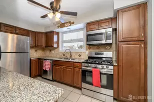 4 North St, Spotswood, NJ 08884 - Photo 11