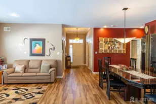 125 Fontaine Ct, Monroe Township, NJ 08831 - Photo 9