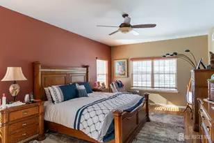 125 Fontaine Ct, Monroe Township, NJ 08831 - Photo 17