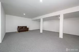 303 Michaels Ct, Woodbridge Township, NJ 07095 - Photo 27